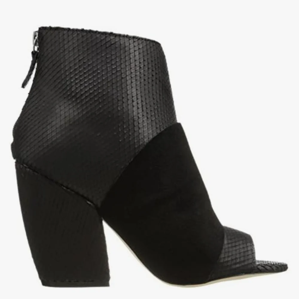 Mia Limited‎ Edition Rogue Black Textured Leather Booties